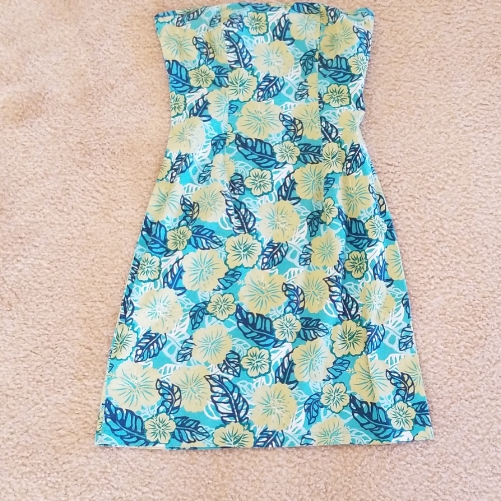 Leaf design strapless dress